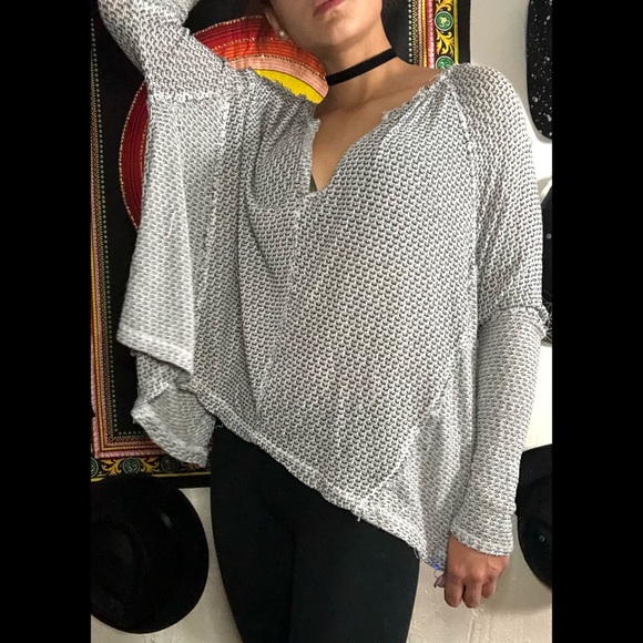 S FREE PEOPLE V-Neck Open Back Sweater - Picture 3 of 6